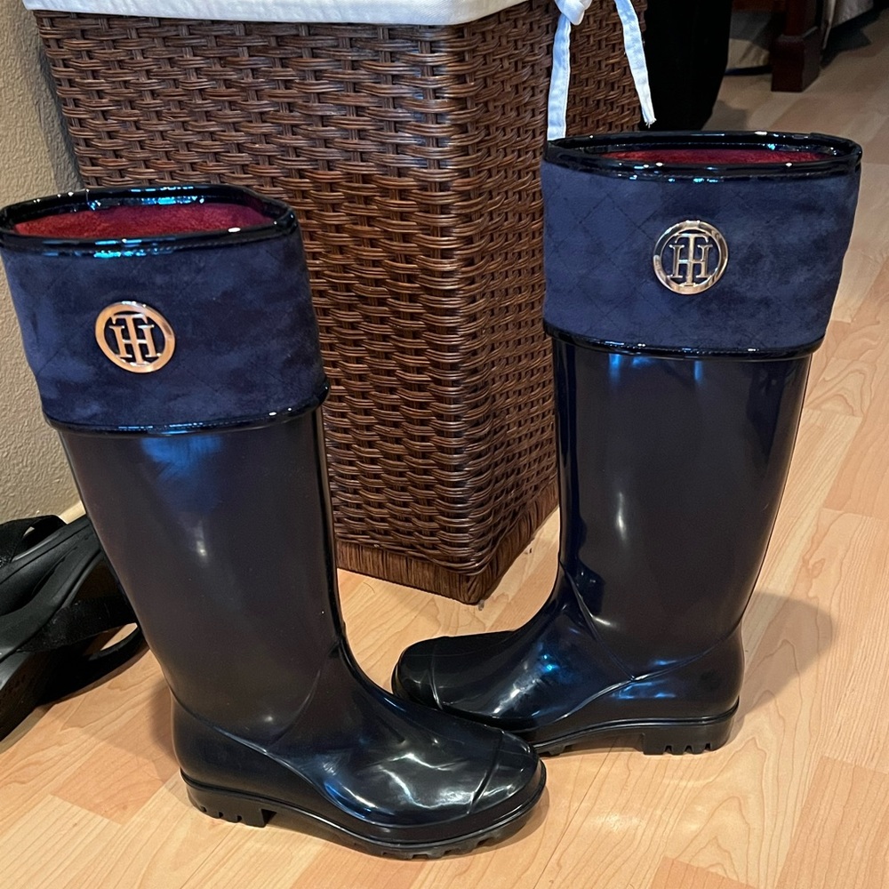 Tommy Hilfiger Rain Boots Dark Navy Blue size 6